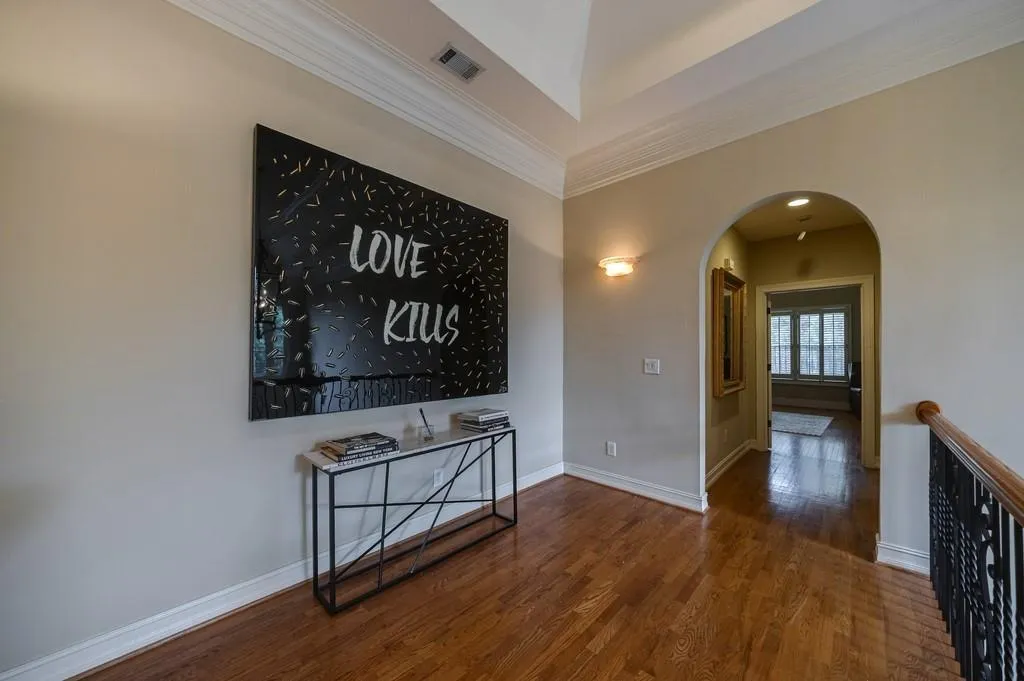 3127 Lenox Road Ne Unit 1, Atlanta, Georgia 30324, 3 Bedrooms Bedrooms, ,3 BathroomsBathrooms,Residential,For Sale,3127 Lenox Road Ne Unit 1,7567598