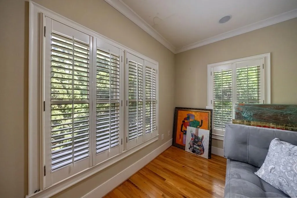 3127 Lenox Road Ne Unit 1, Atlanta, Georgia 30324, 3 Bedrooms Bedrooms, ,3 BathroomsBathrooms,Residential,For Sale,3127 Lenox Road Ne Unit 1,7567598