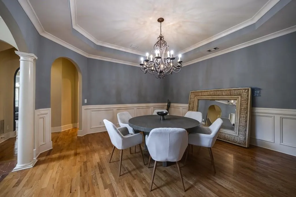 3127 Lenox Road Ne Unit 1, Atlanta, Georgia 30324, 3 Bedrooms Bedrooms, ,3 BathroomsBathrooms,Residential,For Sale,3127 Lenox Road Ne Unit 1,7567598