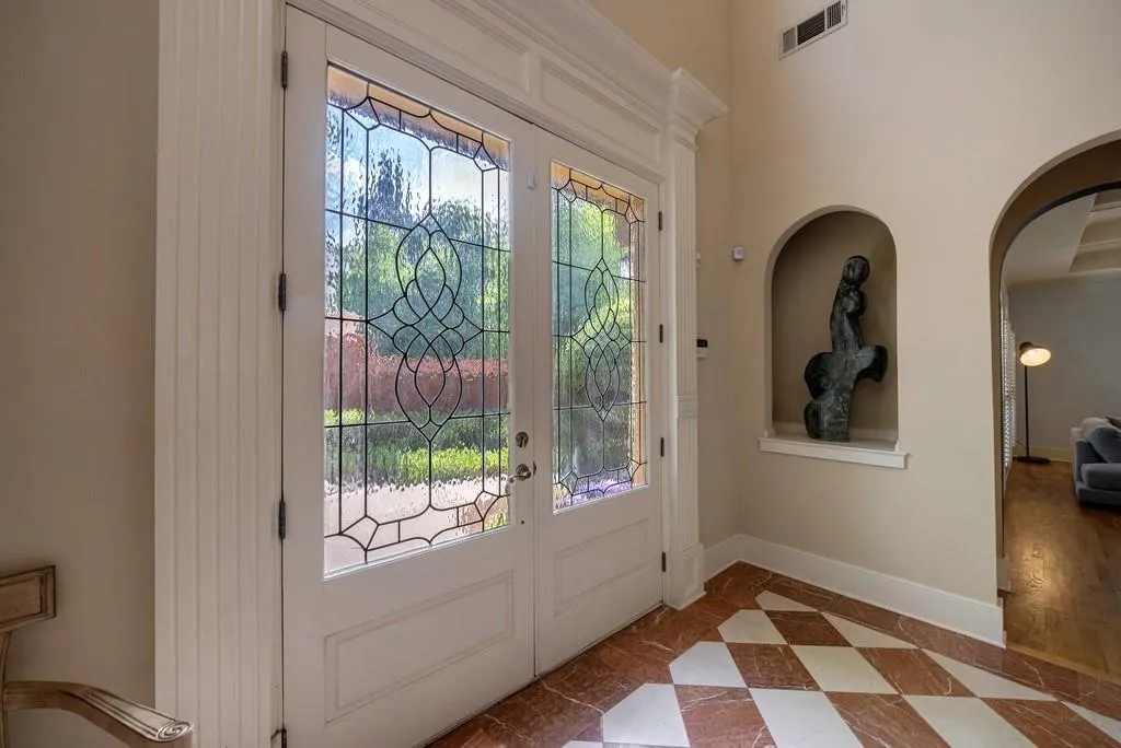 3127 Lenox Road Ne Unit 1, Atlanta, Georgia 30324, 3 Bedrooms Bedrooms, ,3 BathroomsBathrooms,Residential,For Sale,3127 Lenox Road Ne Unit 1,7567598