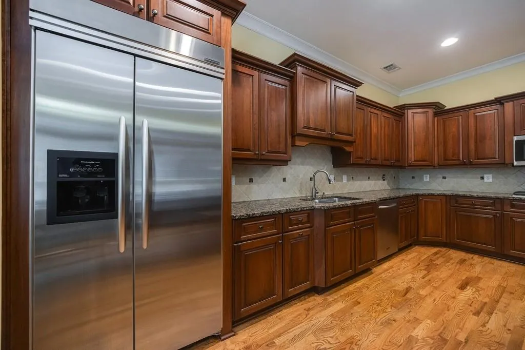 3127 Lenox Road Ne Unit 1, Atlanta, Georgia 30324, 3 Bedrooms Bedrooms, ,3 BathroomsBathrooms,Residential,For Sale,3127 Lenox Road Ne Unit 1,7567598