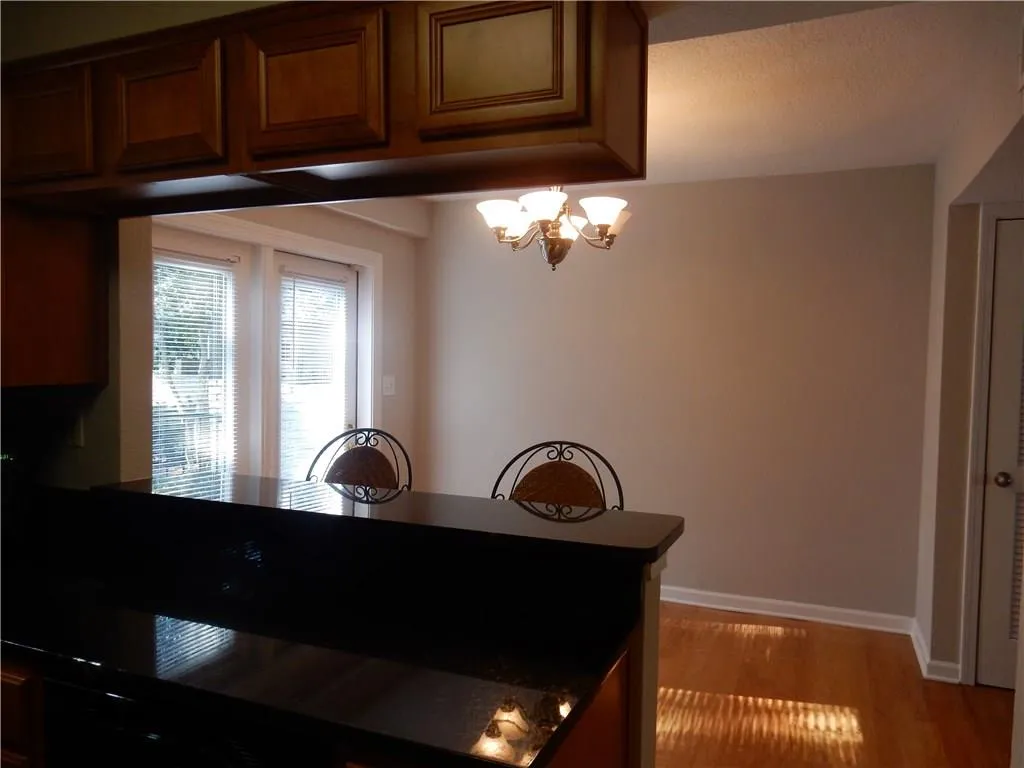 6940 Roswell Road Unit 25b, Sandy Springs, Georgia 30328, 2 Bedrooms Bedrooms, ,1 BathroomBathrooms,Residential,Sold,6940 Roswell Road Unit 25b,5740536