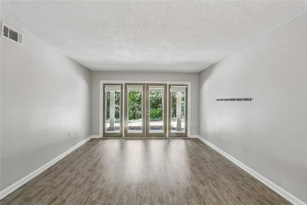 3650 Ashford Dunwoody Road Northeast Road Ne Unit, Brookhaven, Georgia 30319, 2 Bedrooms Bedrooms, ,1 BathroomBathrooms,Residential,For Sale,3650 Ashford Dunwoody Road Northeast Road Ne Unit ,7618062