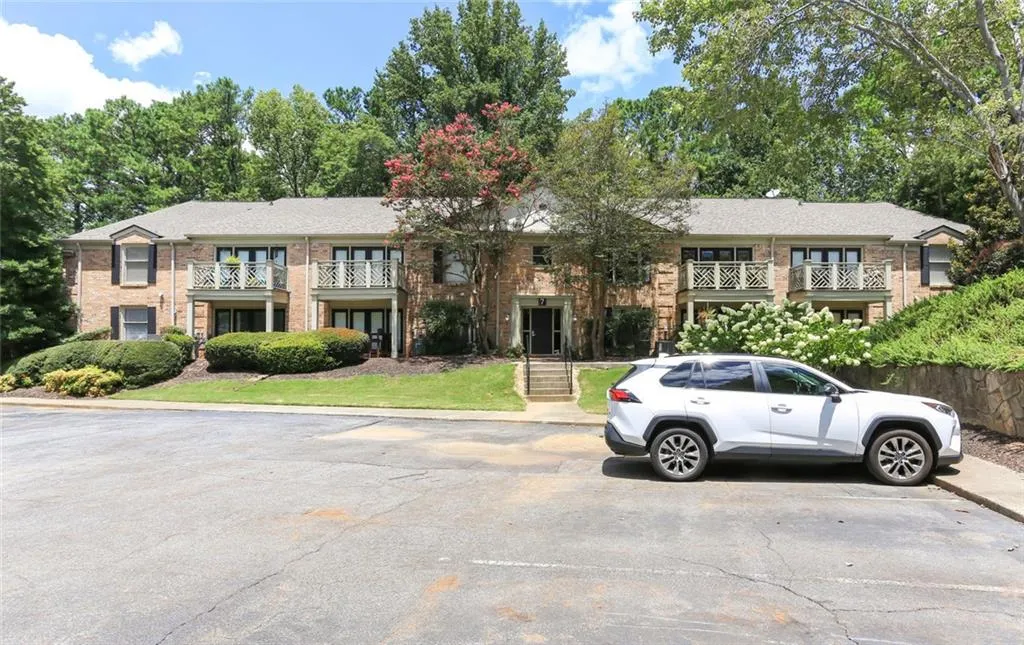 3650 Ashford Dunwoody Road Northeast Road Ne Unit, Brookhaven, Georgia 30319, 2 Bedrooms Bedrooms, ,1 BathroomBathrooms,Residential,For Sale,3650 Ashford Dunwoody Road Northeast Road Ne Unit ,7618062