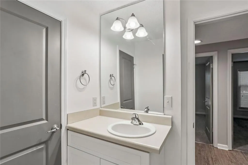 3650 Ashford Dunwoody Road Northeast Road Ne Unit, Brookhaven, Georgia 30319, 2 Bedrooms Bedrooms, ,1 BathroomBathrooms,Residential,For Sale,3650 Ashford Dunwoody Road Northeast Road Ne Unit ,7618062