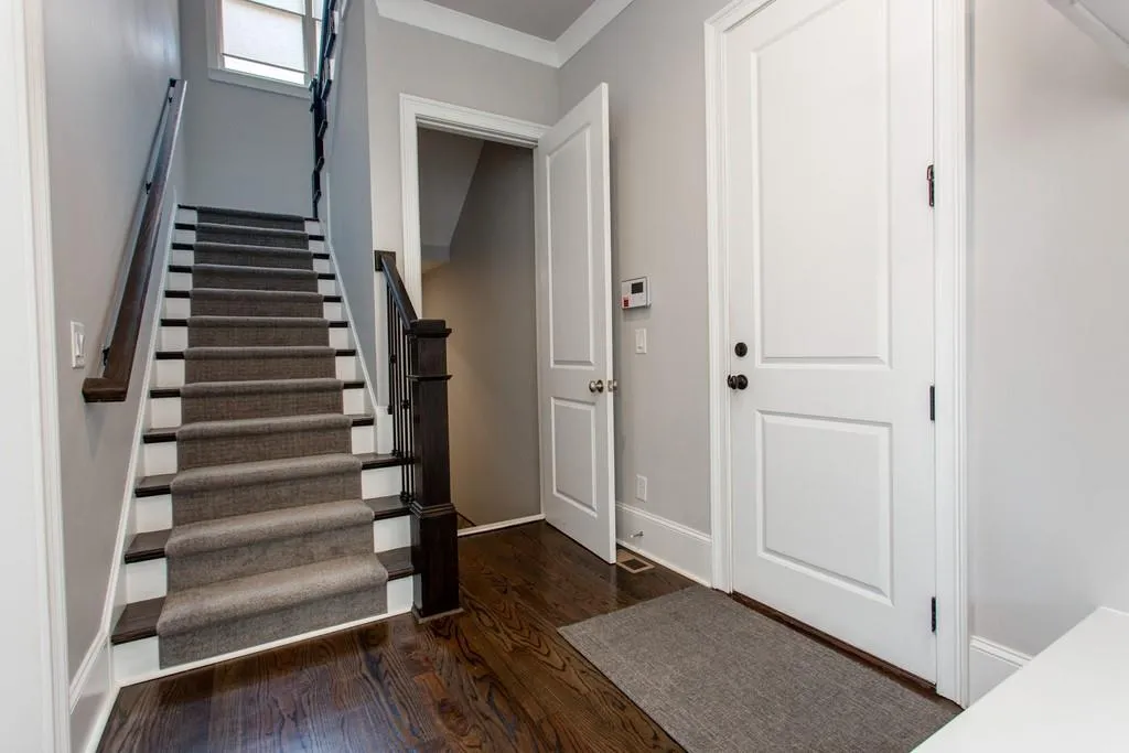 214 Belle Lane, Atlanta, Georgia 30328, 5 Bedrooms Bedrooms, ,5 BathroomsBathrooms,Residential,Sold,214 Belle Lane,6859602