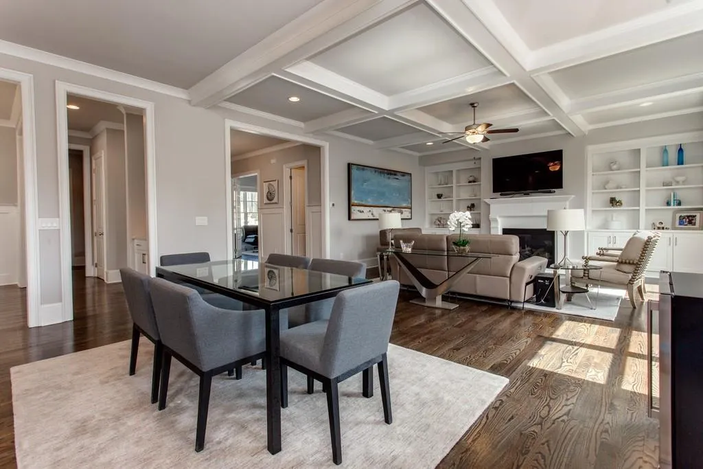 214 Belle Lane, Atlanta, Georgia 30328, 5 Bedrooms Bedrooms, ,5 BathroomsBathrooms,Residential,Sold,214 Belle Lane,6859602