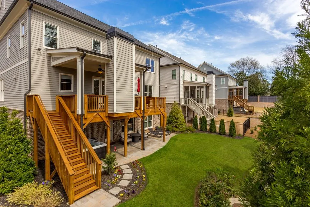 214 Belle Lane, Atlanta, Georgia 30328, 5 Bedrooms Bedrooms, ,5 BathroomsBathrooms,Residential,Sold,214 Belle Lane,6859602