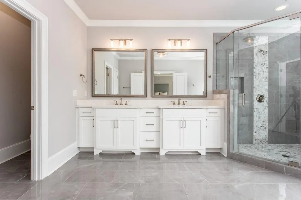 214 Belle Lane, Atlanta, Georgia 30328, 5 Bedrooms Bedrooms, ,5 BathroomsBathrooms,Residential,Sold,214 Belle Lane,6859602