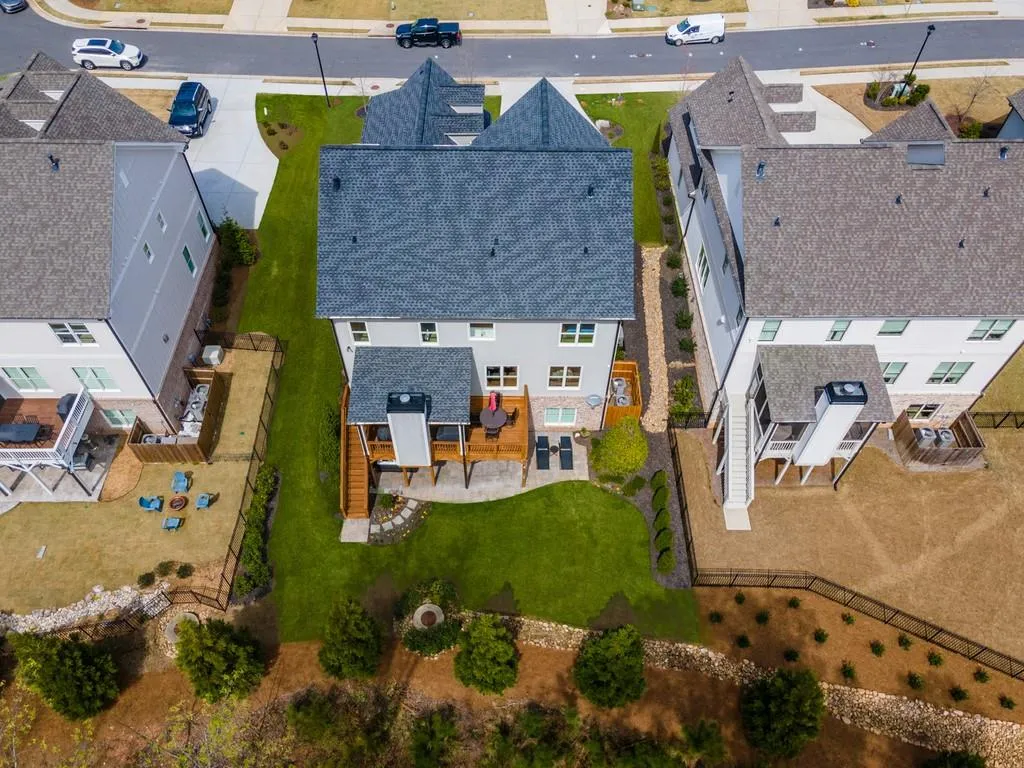 214 Belle Lane, Atlanta, Georgia 30328, 5 Bedrooms Bedrooms, ,5 BathroomsBathrooms,Residential,Sold,214 Belle Lane,6859602