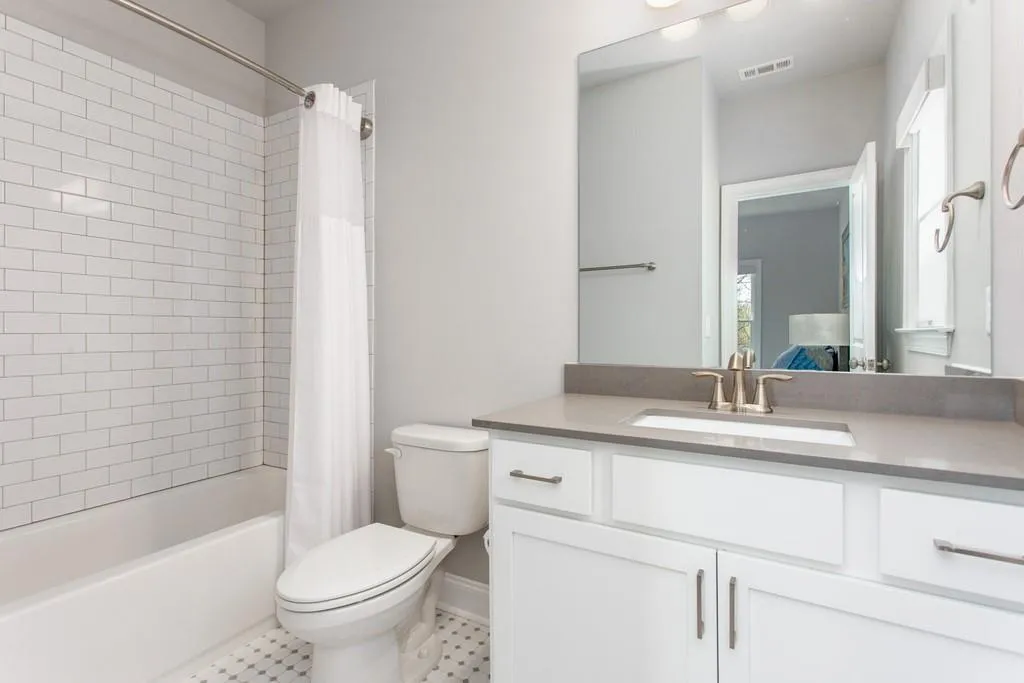 214 Belle Lane, Atlanta, Georgia 30328, 5 Bedrooms Bedrooms, ,5 BathroomsBathrooms,Residential,Sold,214 Belle Lane,6859602