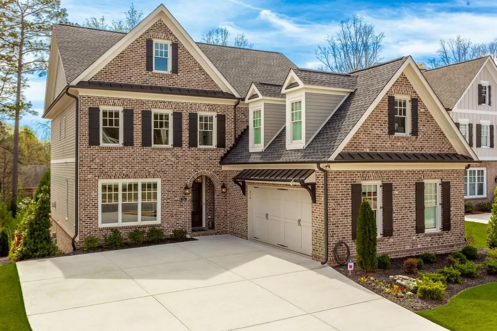 214 Belle Lane, Atlanta, Georgia 30328, 5 Bedrooms Bedrooms, ,5 BathroomsBathrooms,Residential,Sold,214 Belle Lane,6859602