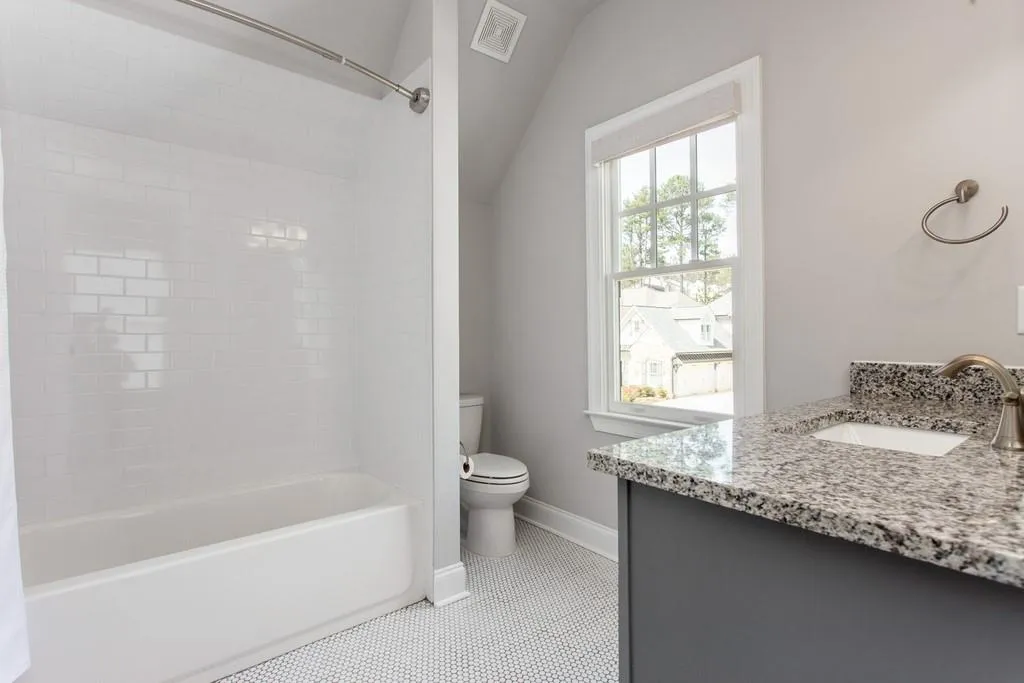 214 Belle Lane, Atlanta, Georgia 30328, 5 Bedrooms Bedrooms, ,5 BathroomsBathrooms,Residential,Sold,214 Belle Lane,6859602