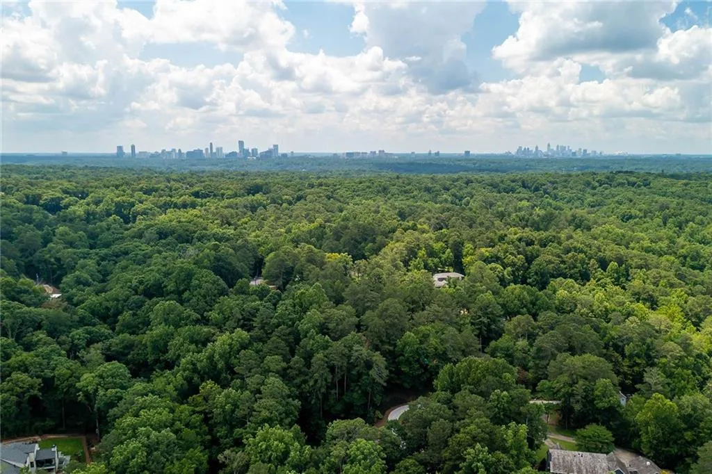 4845 Tanglewood Court, Atlanta, Georgia 30327, 5 Bedrooms Bedrooms, ,3 BathroomsBathrooms,Residential,Sold,4845 Tanglewood Court,7080957