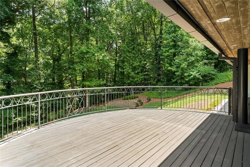 4845 Tanglewood Court, Atlanta, Georgia 30327, 5 Bedrooms Bedrooms, ,3 BathroomsBathrooms,Residential,Sold,4845 Tanglewood Court,7080957