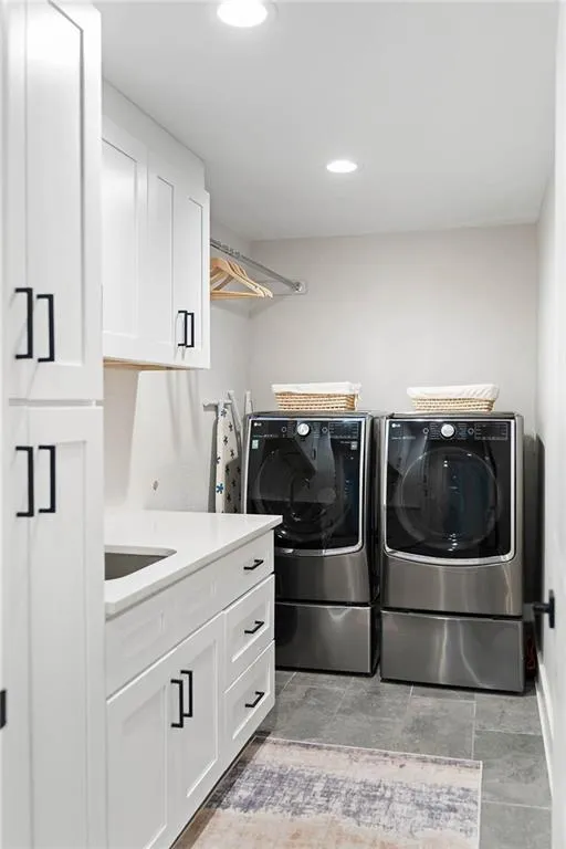 4845 Tanglewood Court, Atlanta, Georgia 30327, 5 Bedrooms Bedrooms, ,3 BathroomsBathrooms,Residential,Sold,4845 Tanglewood Court,7080957