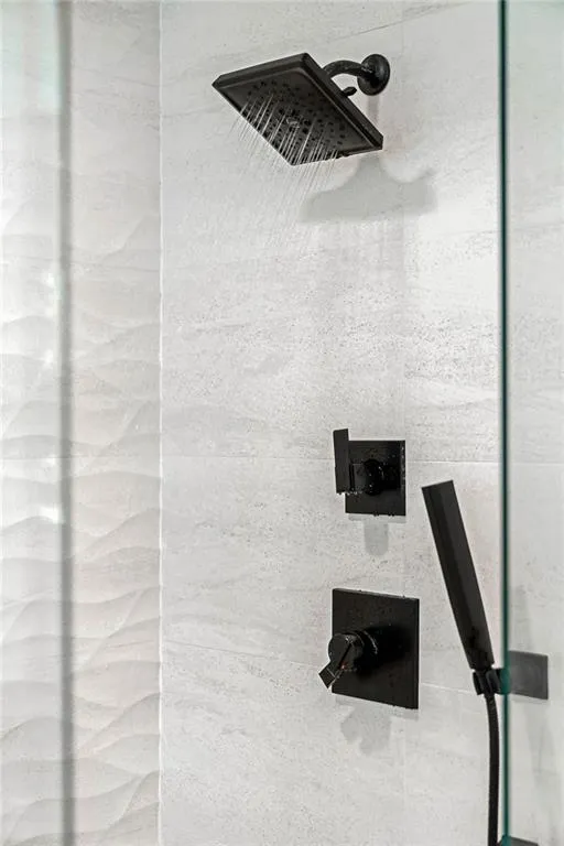 4845 Tanglewood Court, Atlanta, Georgia 30327, 5 Bedrooms Bedrooms, ,3 BathroomsBathrooms,Residential,Sold,4845 Tanglewood Court,7080957