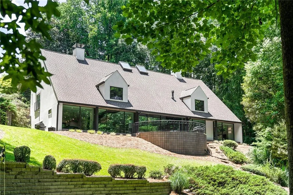 4845 Tanglewood Court, Atlanta, Georgia 30327, 5 Bedrooms Bedrooms, ,3 BathroomsBathrooms,Residential,Sold,4845 Tanglewood Court,7080957