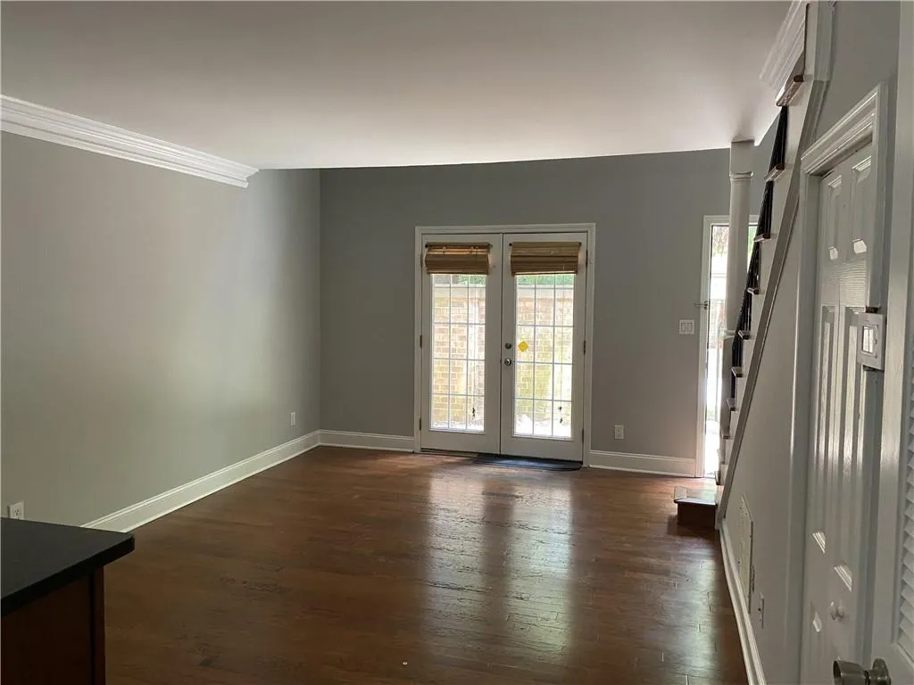6980 Roswell Road Unit P4, Atlanta, Georgia 30328, 1 Bedroom Bedrooms, ,1 BathroomBathrooms,Residential,Sold,6980 Roswell Road Unit P4,6970836