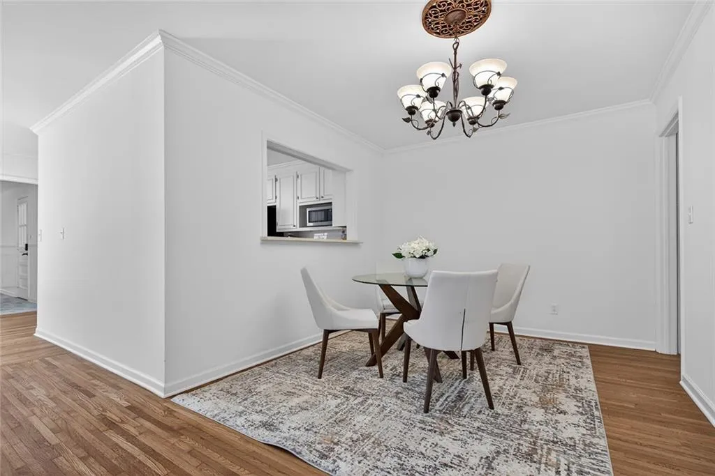 Atlanta, Georgia 30328, 4 Bedrooms Bedrooms, ,2 BathroomsBathrooms,Residential,For Sale,7744052