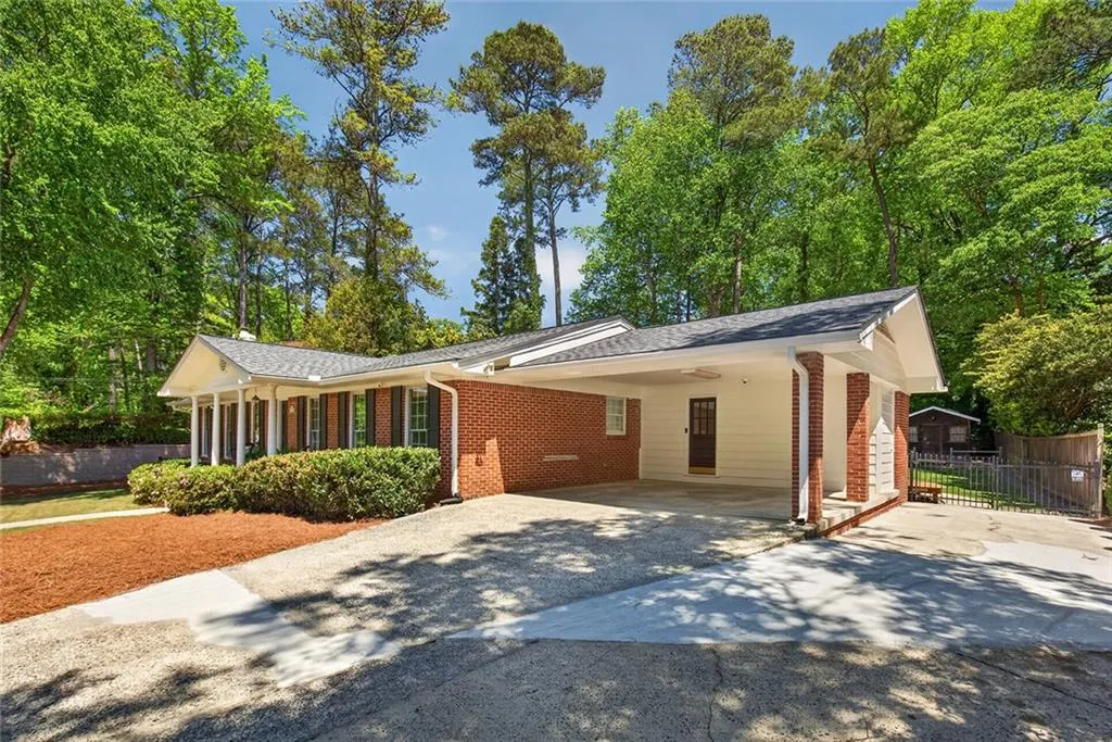 Atlanta, Georgia 30328, 4 Bedrooms Bedrooms, ,2 BathroomsBathrooms,Residential,For Sale,7744052