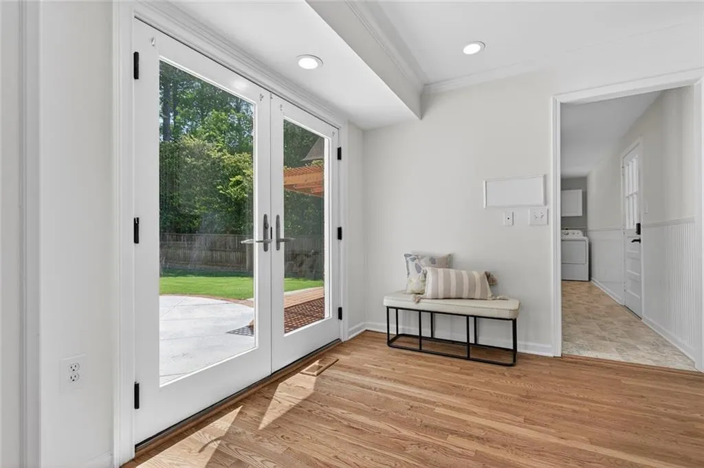 Atlanta, Georgia 30328, 4 Bedrooms Bedrooms, ,2 BathroomsBathrooms,Residential,For Sale,7744052