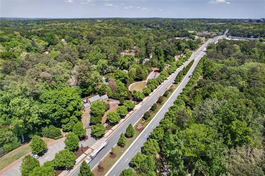 Atlanta, Georgia 30328, 4 Bedrooms Bedrooms, ,2 BathroomsBathrooms,Residential,For Sale,7744052