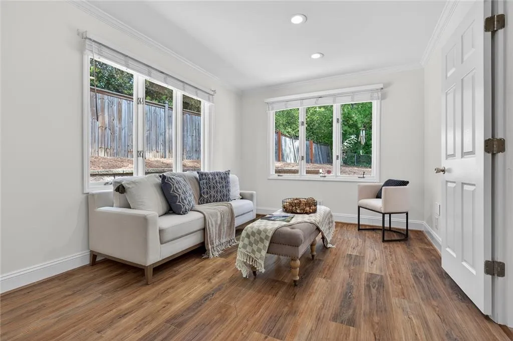 Atlanta, Georgia 30328, 4 Bedrooms Bedrooms, ,2 BathroomsBathrooms,Residential,For Sale,7744052