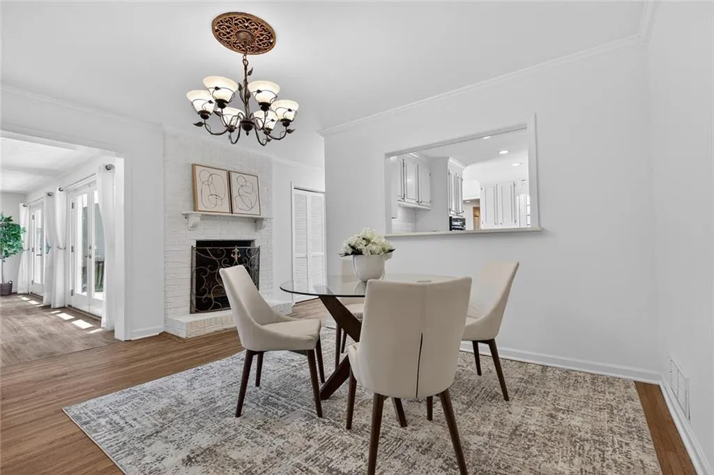 Atlanta, Georgia 30328, 4 Bedrooms Bedrooms, ,2 BathroomsBathrooms,Residential,For Sale,7744052