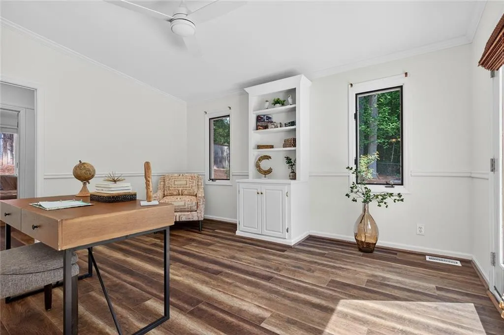 Atlanta, Georgia 30328, 4 Bedrooms Bedrooms, ,2 BathroomsBathrooms,Residential,For Sale,7744052