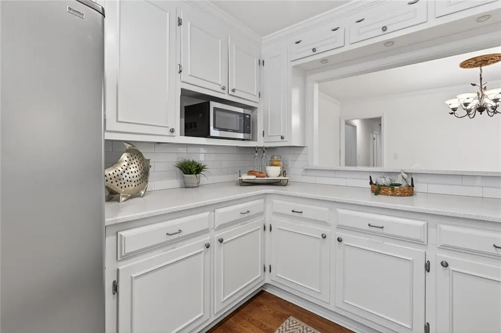 Atlanta, Georgia 30328, 4 Bedrooms Bedrooms, ,2 BathroomsBathrooms,Residential,For Sale,7744052