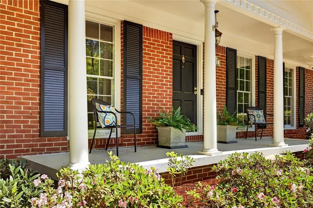 Atlanta, Georgia 30328, 4 Bedrooms Bedrooms, ,2 BathroomsBathrooms,Residential,For Sale,7744052