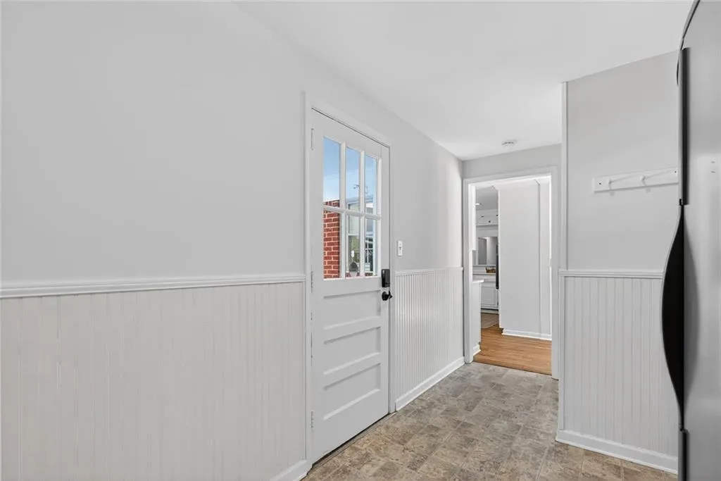 Atlanta, Georgia 30328, 4 Bedrooms Bedrooms, ,2 BathroomsBathrooms,Residential,For Sale,7744052