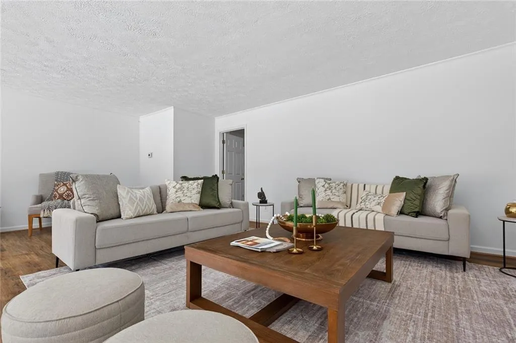 Atlanta, Georgia 30328, 4 Bedrooms Bedrooms, ,2 BathroomsBathrooms,Residential,For Sale,7744052