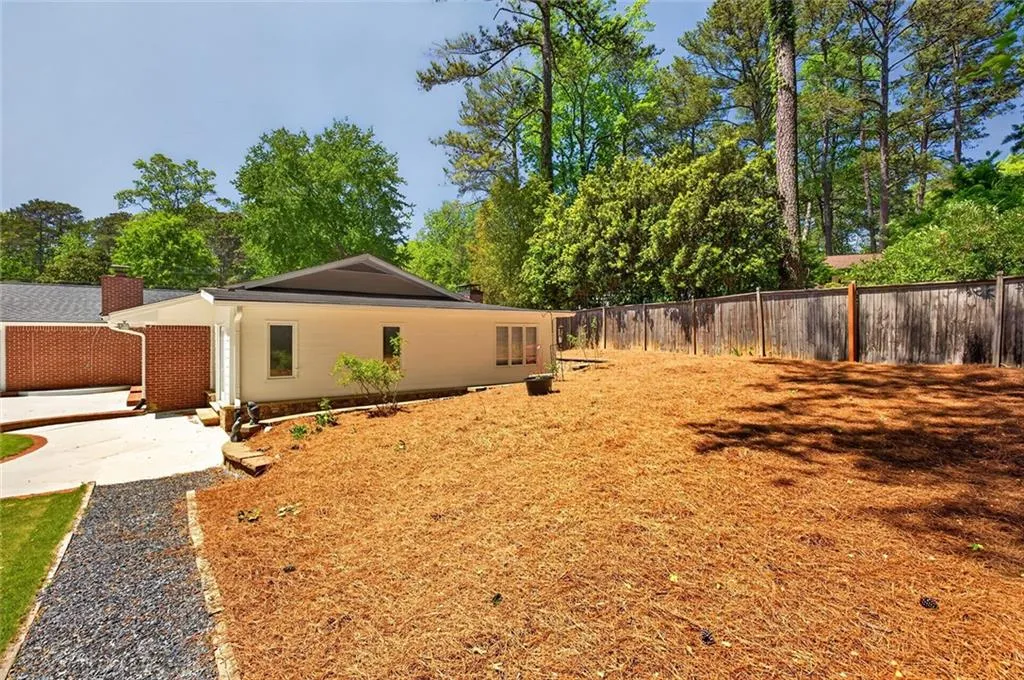 Atlanta, Georgia 30328, 4 Bedrooms Bedrooms, ,2 BathroomsBathrooms,Residential,For Sale,7744052