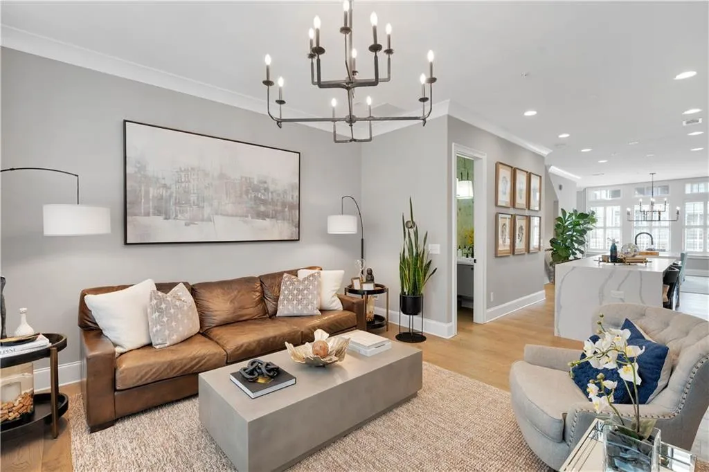 6723 Encore Boulevard, Sandy Springs, Georgia 30328, 3 Bedrooms Bedrooms, ,3 BathroomsBathrooms,Residential,Sold,6723 Encore Boulevard,7448421