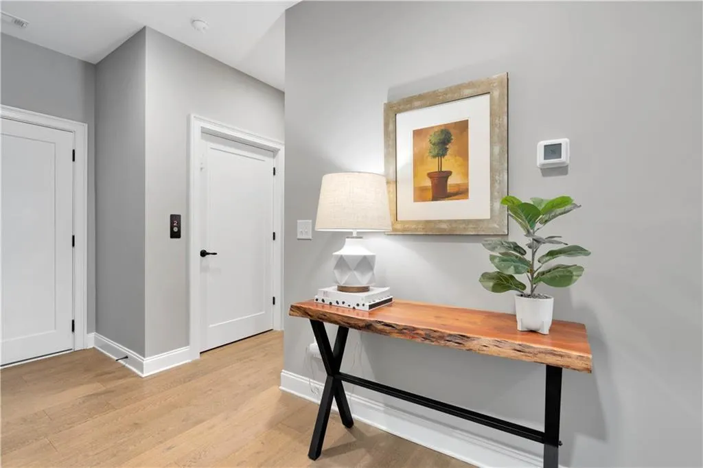 6723 Encore Boulevard, Sandy Springs, Georgia 30328, 3 Bedrooms Bedrooms, ,3 BathroomsBathrooms,Residential,Sold,6723 Encore Boulevard,7448421