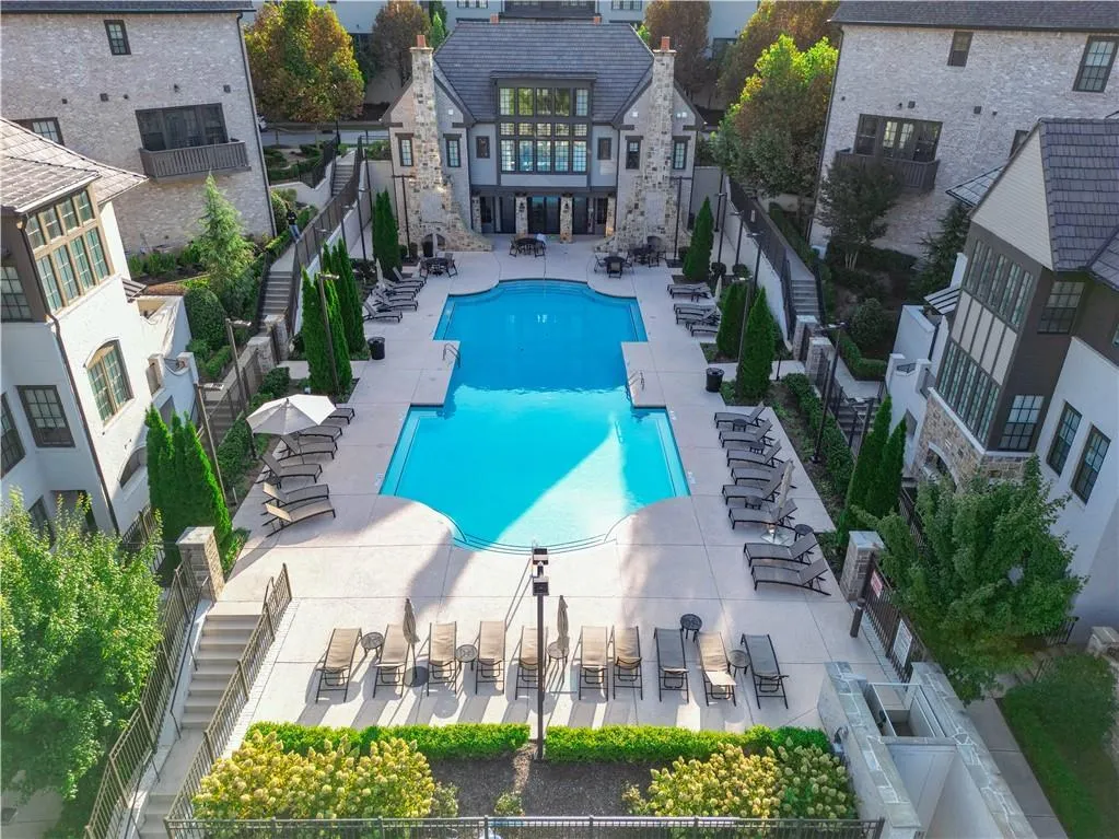 6723 Encore Boulevard, Sandy Springs, Georgia 30328, 3 Bedrooms Bedrooms, ,3 BathroomsBathrooms,Residential,Sold,6723 Encore Boulevard,7448421