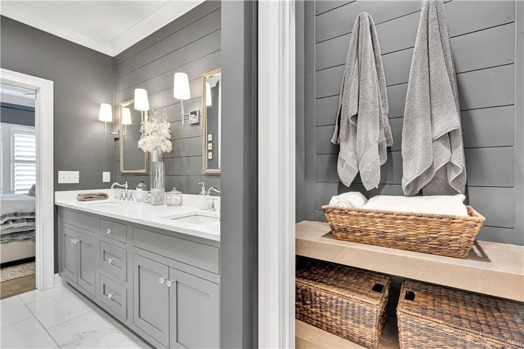 6723 Encore Boulevard, Sandy Springs, Georgia 30328, 3 Bedrooms Bedrooms, ,3 BathroomsBathrooms,Residential,Sold,6723 Encore Boulevard,7448421