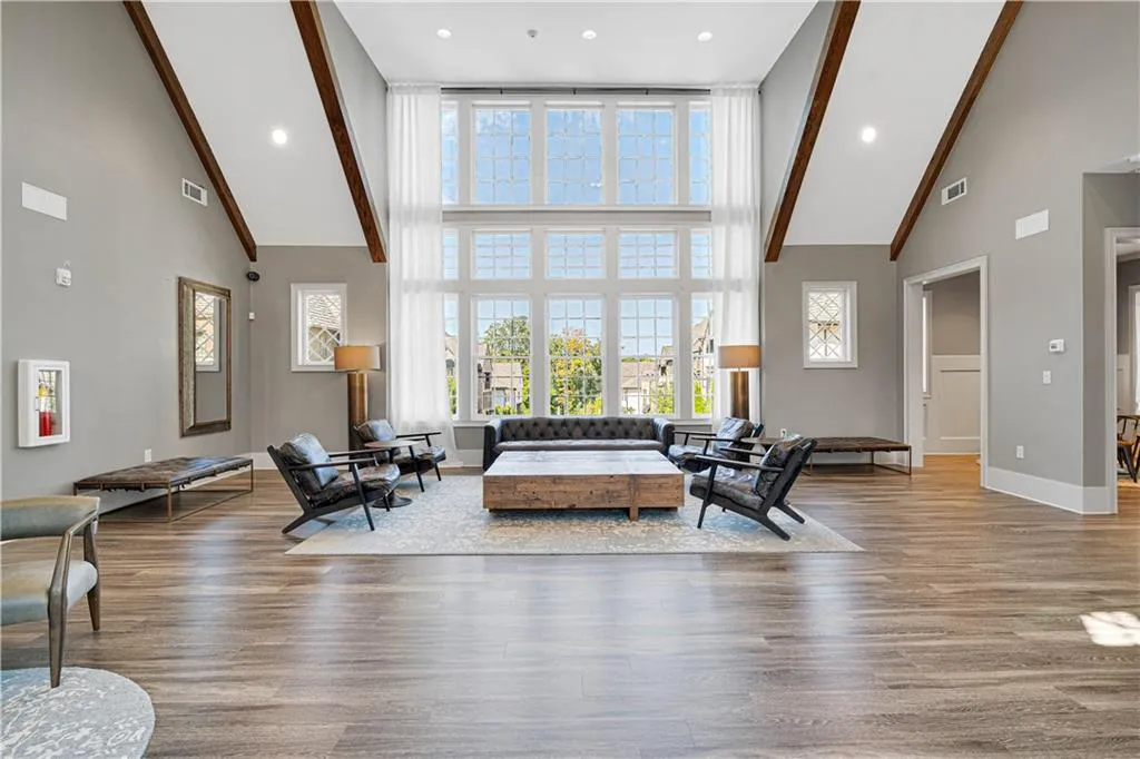 6723 Encore Boulevard, Sandy Springs, Georgia 30328, 3 Bedrooms Bedrooms, ,3 BathroomsBathrooms,Residential,Sold,6723 Encore Boulevard,7448421