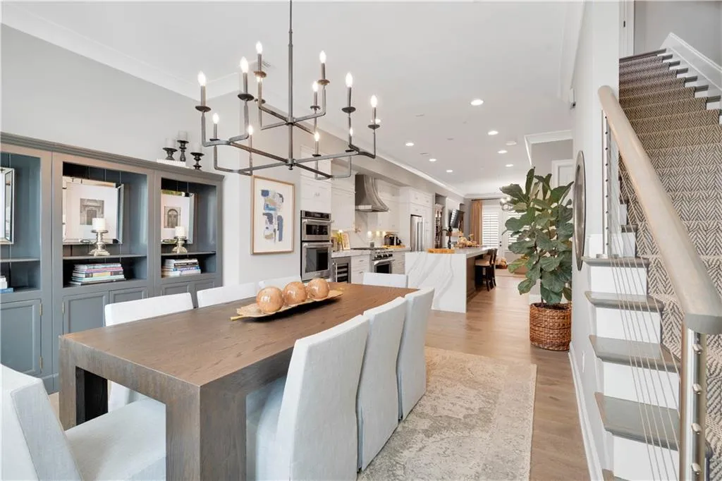 6723 Encore Boulevard, Sandy Springs, Georgia 30328, 3 Bedrooms Bedrooms, ,3 BathroomsBathrooms,Residential,Sold,6723 Encore Boulevard,7448421