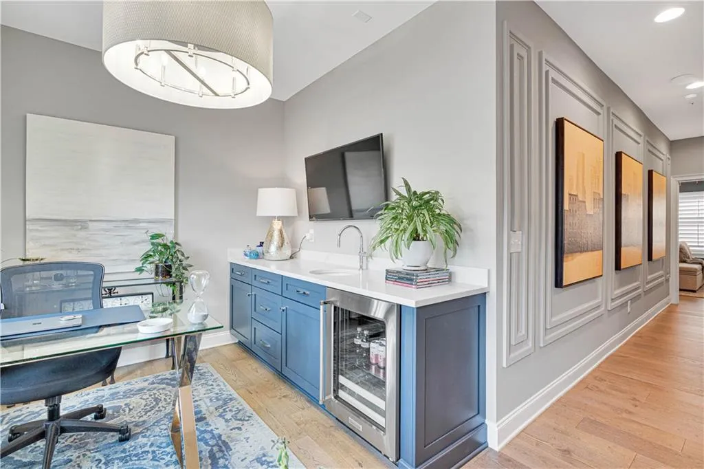 6723 Encore Boulevard, Sandy Springs, Georgia 30328, 3 Bedrooms Bedrooms, ,3 BathroomsBathrooms,Residential,Sold,6723 Encore Boulevard,7448421