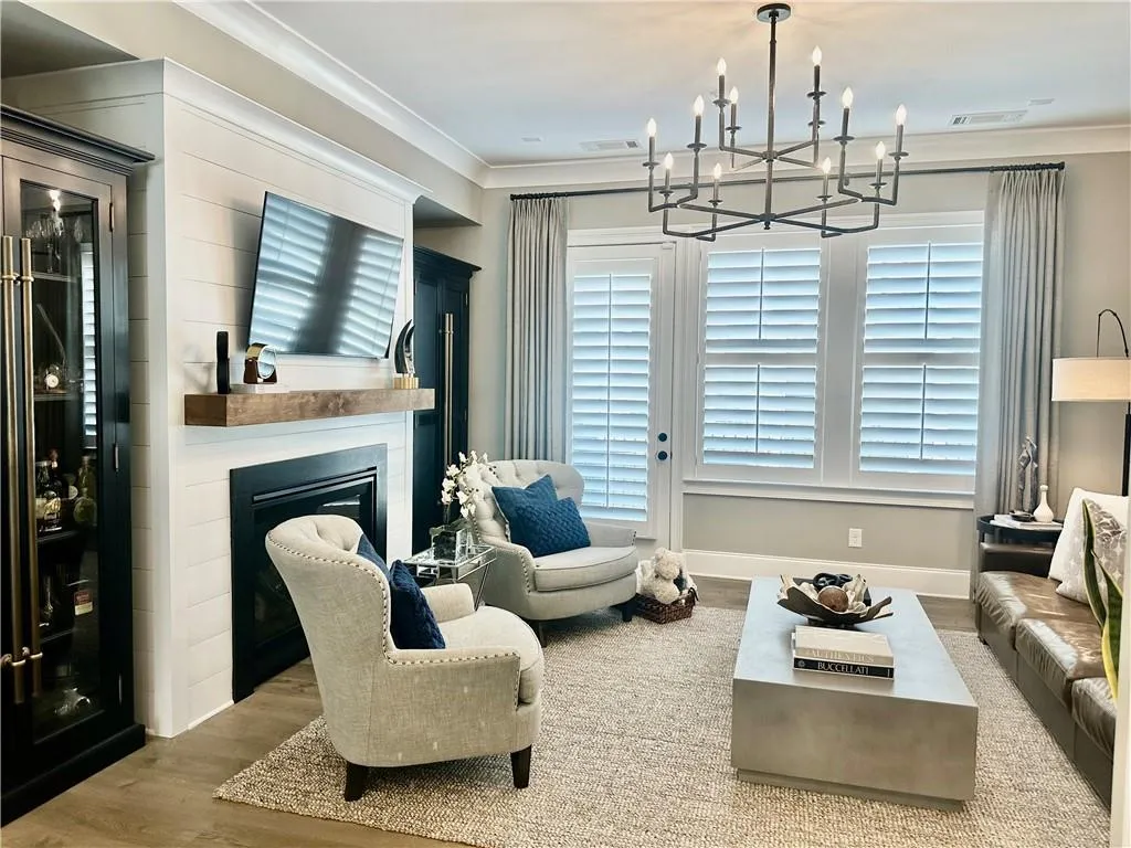 6723 Encore Boulevard, Sandy Springs, Georgia 30328, 3 Bedrooms Bedrooms, ,3 BathroomsBathrooms,Residential,Sold,6723 Encore Boulevard,7448421