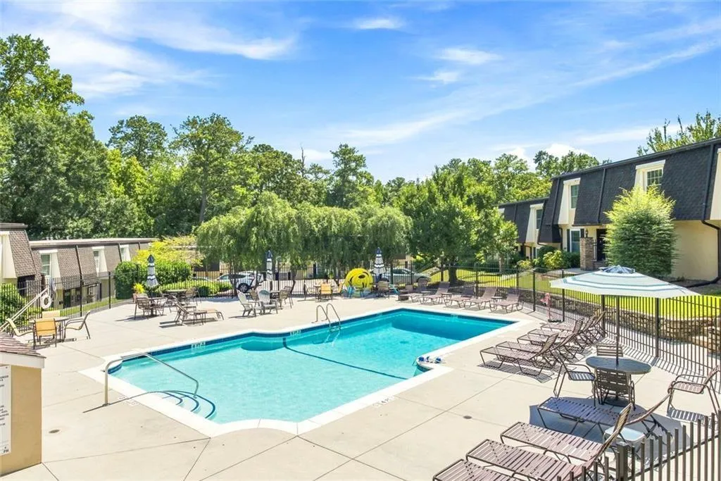 6304 Park Avenue Unit D3, Sandy Springs, Georgia 30342, 3 Bedrooms Bedrooms, 0 ,2 BathroomsBathrooms,Residential,For Sale,6304 Park Avenue Unit D3,7828675