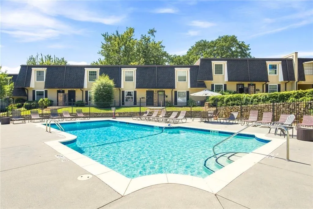 6304 Park Avenue Unit D3, Sandy Springs, Georgia 30342, 3 Bedrooms Bedrooms, 0 ,2 BathroomsBathrooms,Residential,For Sale,6304 Park Avenue Unit D3,7828675