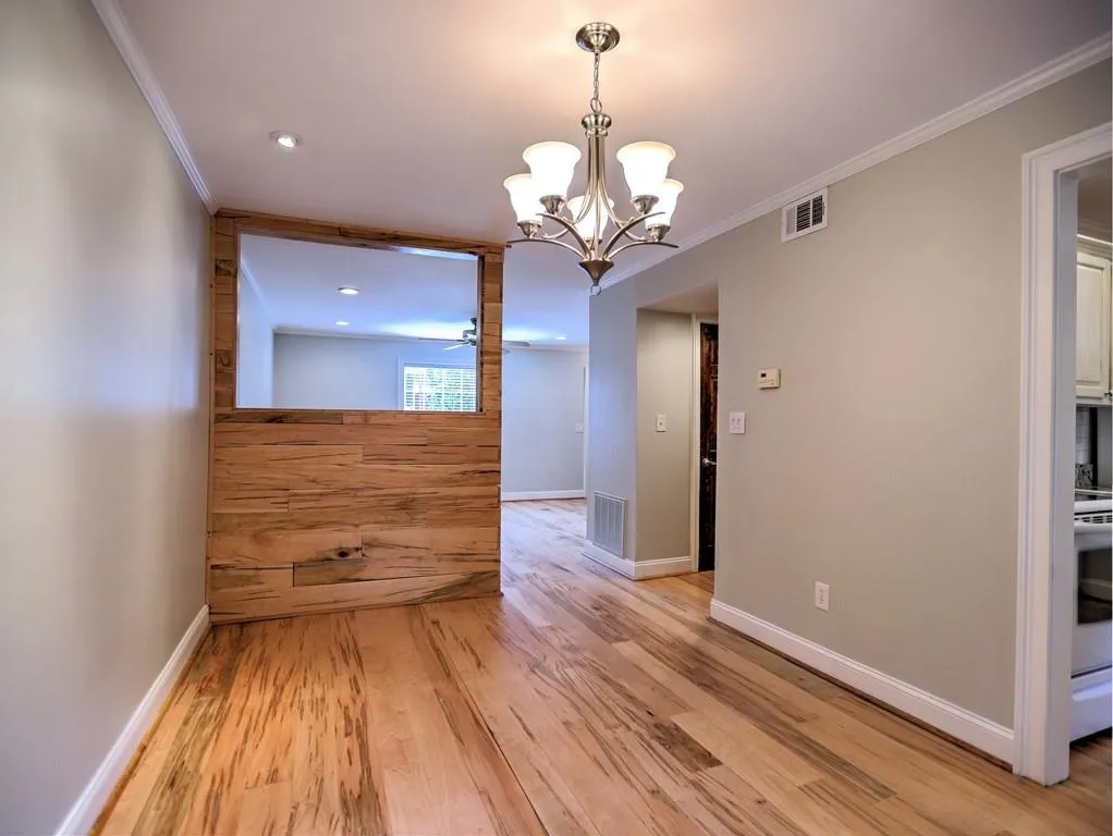 904 Brighton Point, Sandy Springs, Georgia 30328, 2 Bedrooms Bedrooms, ,2 BathroomsBathrooms,Residential,Sold,904 Brighton Point,6795749