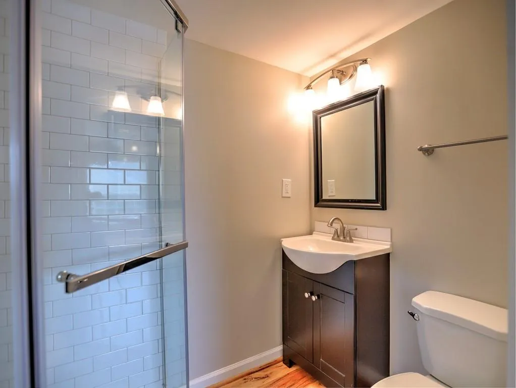 904 Brighton Point, Sandy Springs, Georgia 30328, 2 Bedrooms Bedrooms, ,2 BathroomsBathrooms,Residential,Sold,904 Brighton Point,6795749