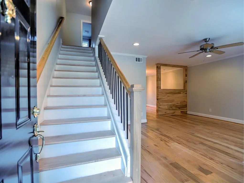 904 Brighton Point, Sandy Springs, Georgia 30328, 2 Bedrooms Bedrooms, ,2 BathroomsBathrooms,Residential,Sold,904 Brighton Point,6795749
