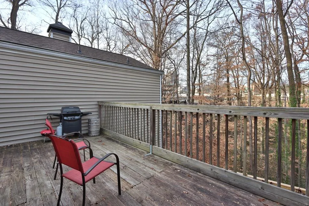 53 Dunwoody Springs Drive, Sandy Springs, Georgia 30328, 2 Bedrooms Bedrooms, ,2 BathroomsBathrooms,Residential,Sold,53 Dunwoody Springs Drive,6672741