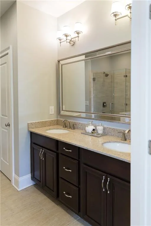 313 Alderwood Lane, Atlanta, Georgia 30328, 3 Bedrooms Bedrooms, ,3 BathroomsBathrooms,Residential,Sold,313 Alderwood Lane,6542445